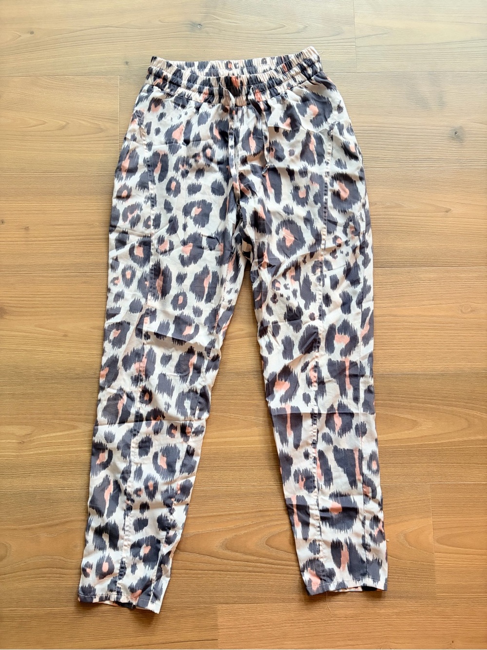 Kardashian Kollection Pink, Gray & Cream Leopard-Print Elastic Waist Pants